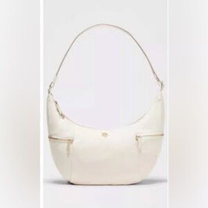 NWT Slouchy Sling bag 6L